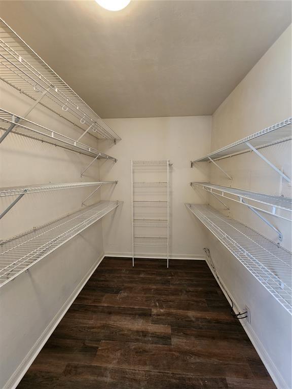 Building Photo - 4930 NW 20th Dr