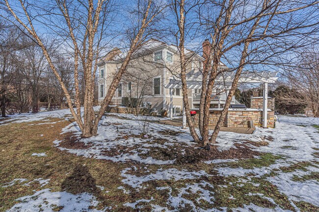 Building Photo - 7242 Greywall Ct