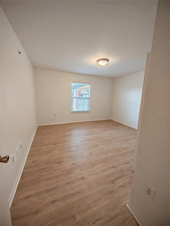Building Photo - 5471 Vineland Rd