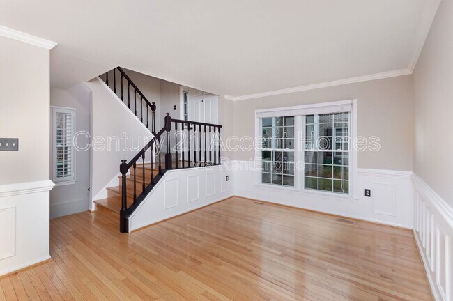 Building Photo - 2514 S Arlington Mill Dr