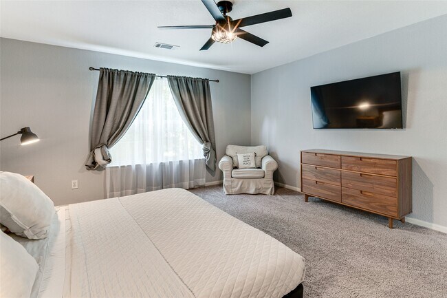 Building Photo - 34 Steep Trail Pl