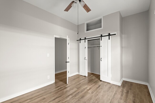 Building Photo - 361 Cameron St SE