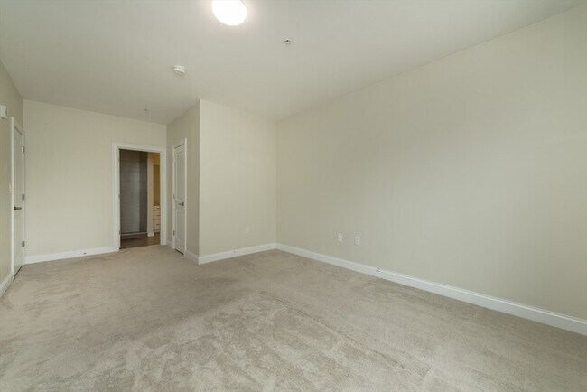 Building Photo - 130 Tremont St