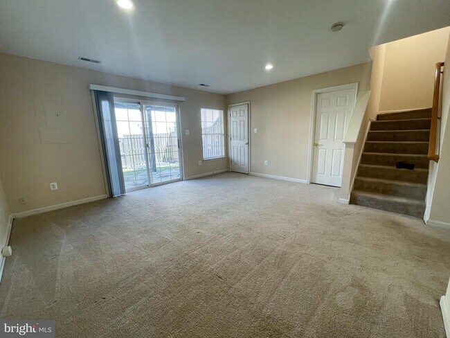 Building Photo - 43670 St Helena Terrace