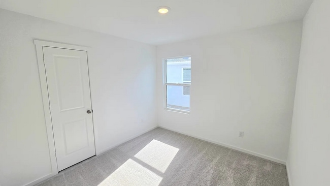 Building Photo - 3140 Burmese St