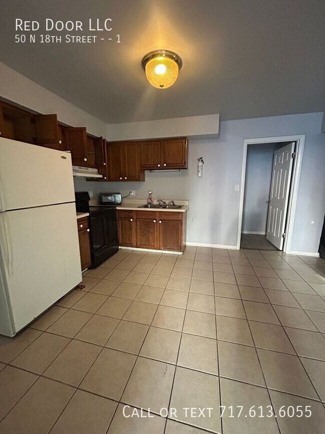 Building Photo - 50 N 18th St