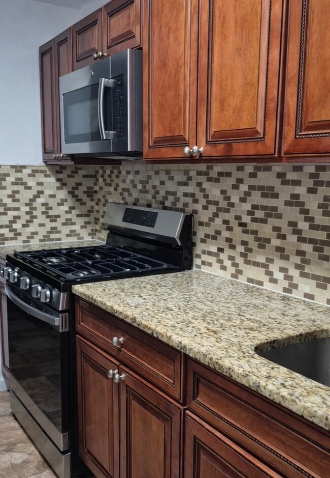 Building Photo - 210 Atlantic Ave