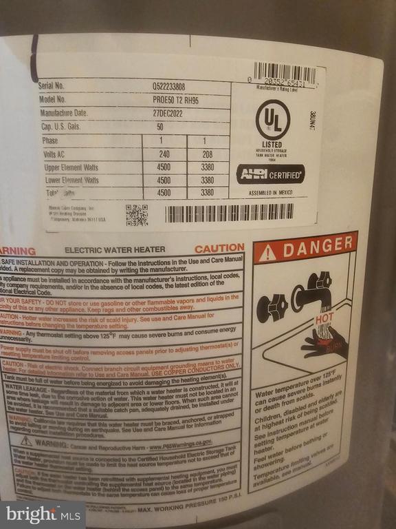 Building Photo - 133 Meadows Rd