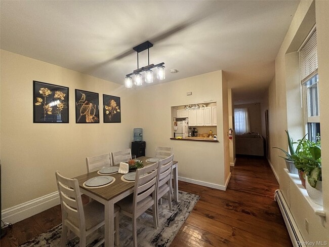 Building Photo - 113 Academy St