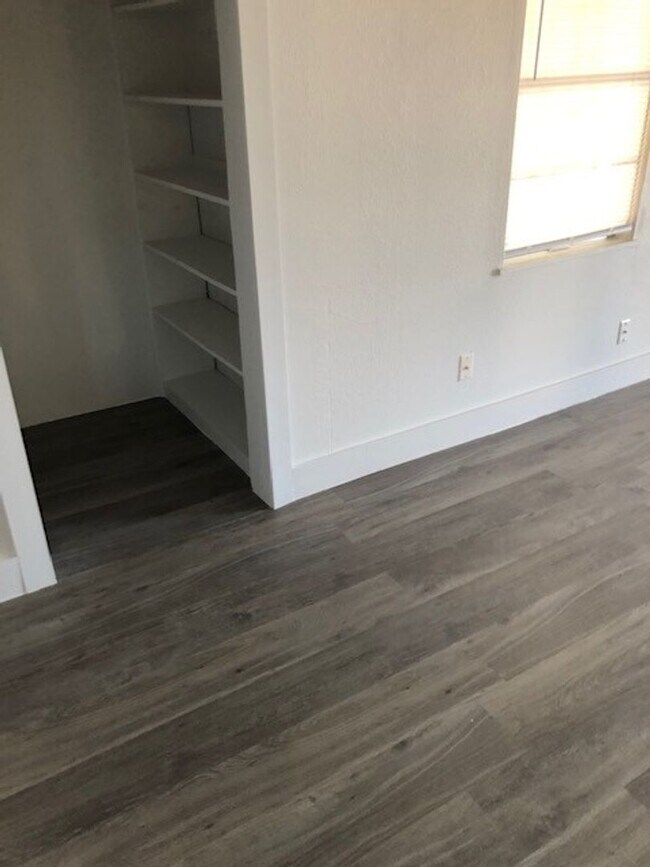 Building Photo - 2 Bedroom, 1 Bath, 1 Car Carport with Shed...