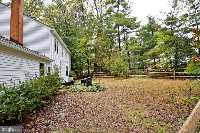 Building Photo - 2017 Soapstone Dr