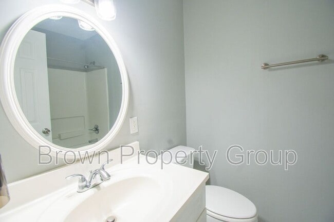 Building Photo - 4705 Beaufort Dr