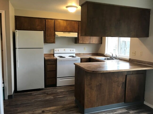 Building Photo - 505 Michelle Ct