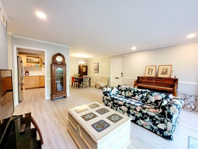 Primary Photo - 500 Umstead Dr