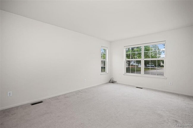 Building Photo - 47258 Scarlet Dr N