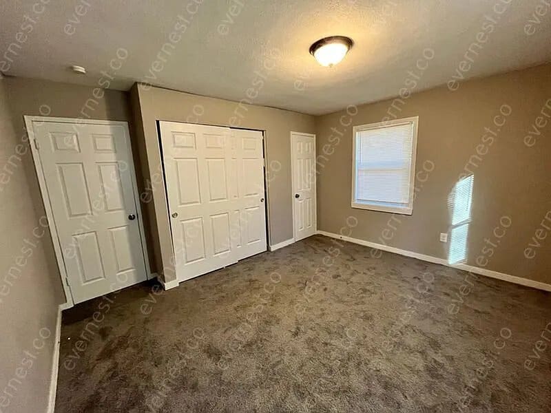 Building Photo - 4207 Azalea Dr