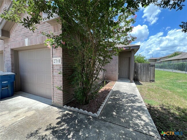 Building Photo - 271 Rosalie Dr