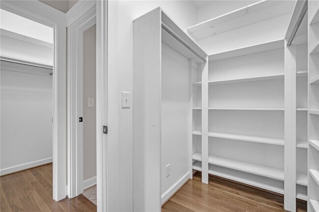 Building Photo - 137 Crawford Lake Dr