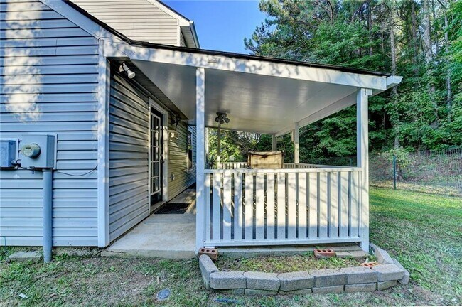 Building Photo - 3112 Sentinel Cir