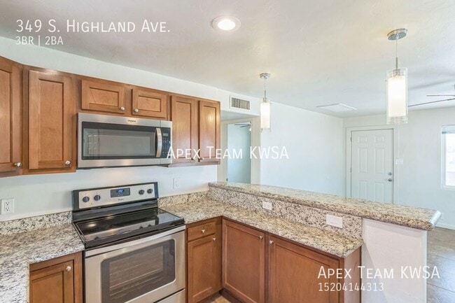 Building Photo - 349 S Highland Ave