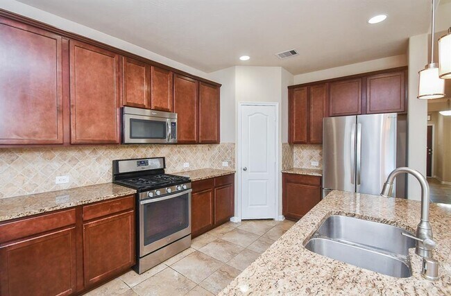 Building Photo - 20707 Waterfall Rain Ct