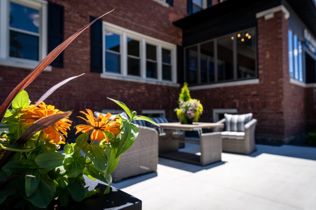 Building Photo - 101 N Rose St