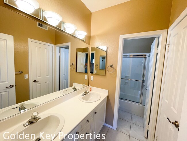 Building Photo - 3BR/2.5BA home in Aviara! Gated Community of Marea!