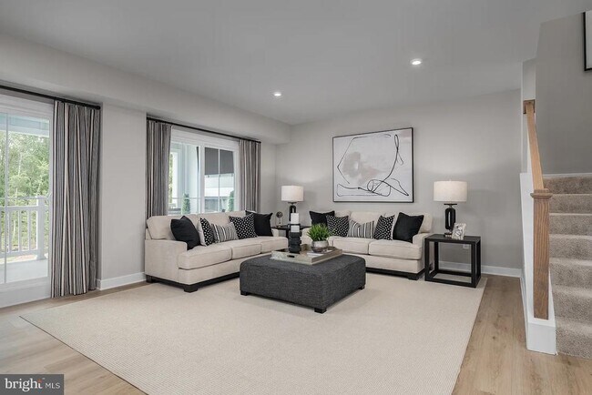 Building Photo - 8249 WILLOWBEND TURN