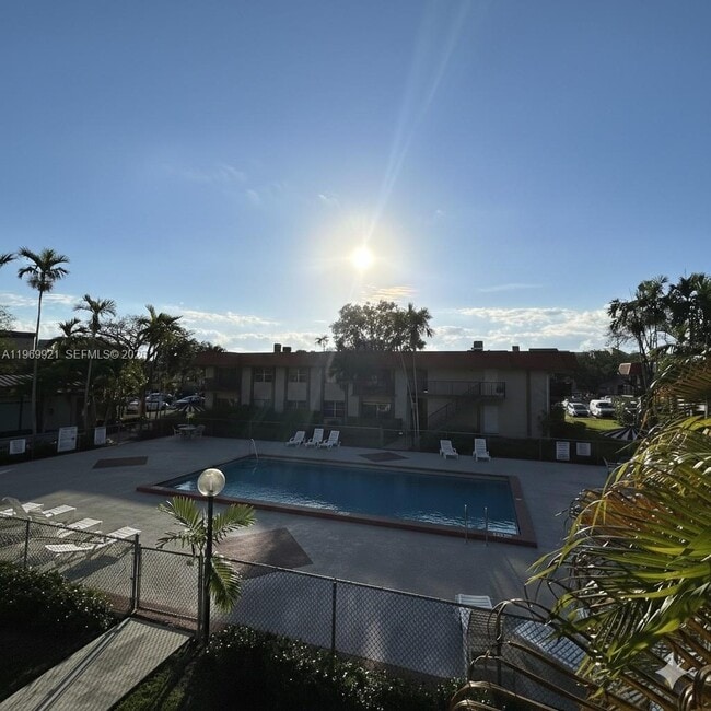 Building Photo - 10511 SW 108th Ave