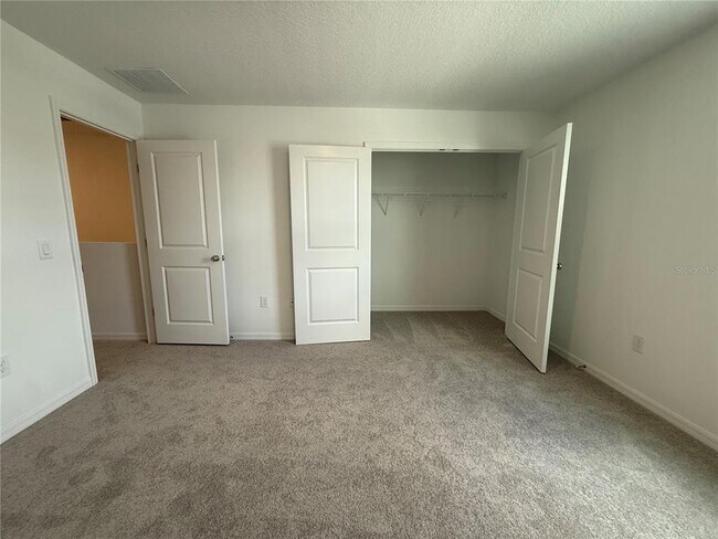 Building Photo - 3085 Skyline Lp