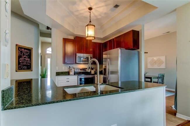 Building Photo - 1421 Beach Club Ln