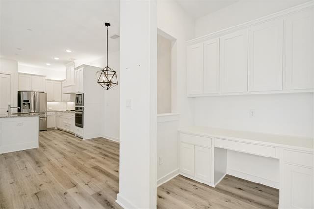 Building Photo - 1050 Marian Dr
