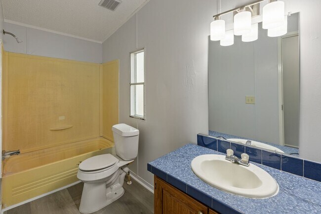 Building Photo - 16474 N Emerson Cir