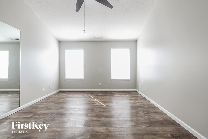 Building Photo - 1456 Monitor Way