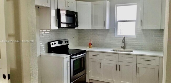 Building Photo - 1770 NW 51st Terrace