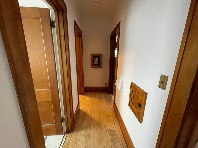 Hallway - 1560 Lincoln Ave