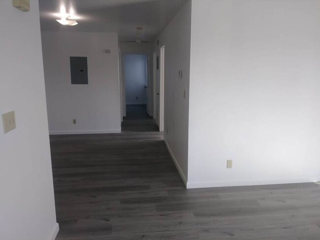 Building Photo - Thrive Living Home