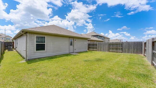 Building Photo - 7814 Switchgrass Crk Dr