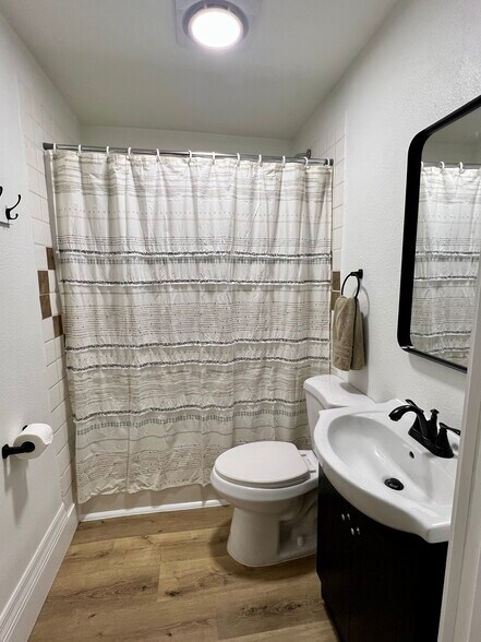 Bathroom - 439 S Parker Dr