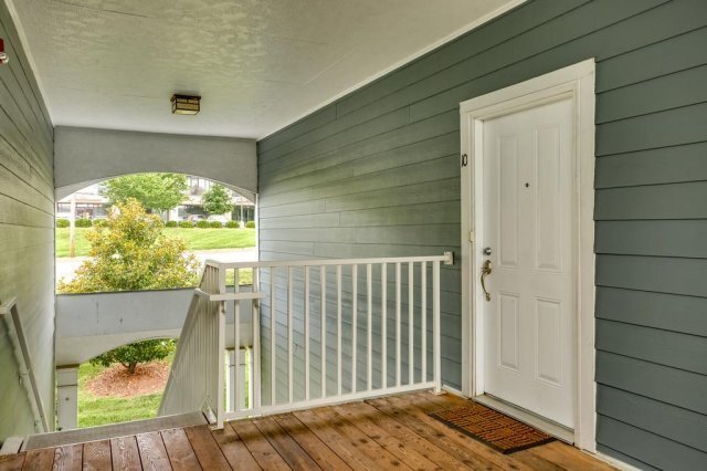 Building Photo - Lenox Village Condo!  Newly Renovated 2 Be...