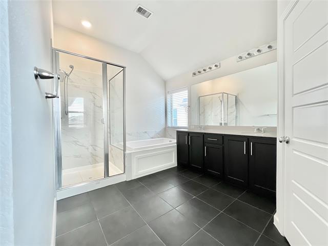 Building Photo - 991 Sprangletop St