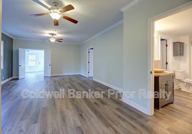 Building Photo - 65 Nason St