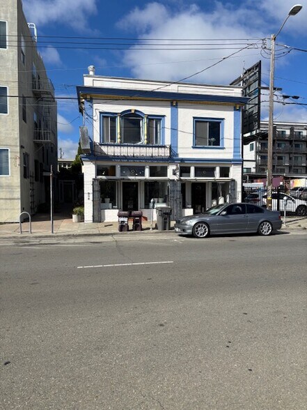 Building Photo - 344 40th St
