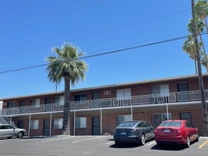 Building Photo - The Palace Apartments