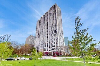 Building Photo - 2800 N Lake Shore Dr