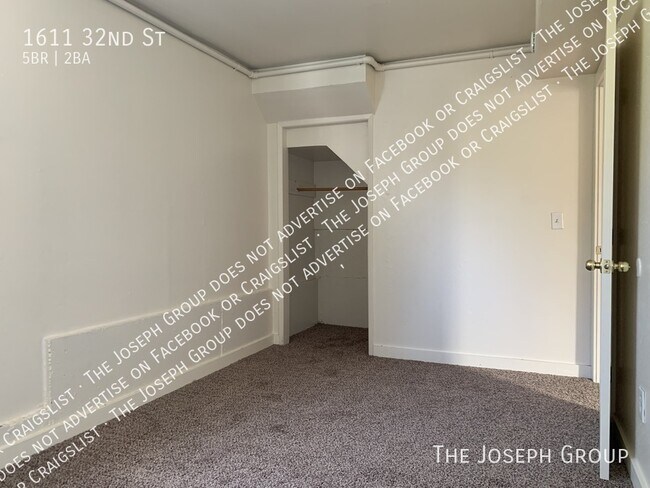 Building Photo - 1611 32nd St