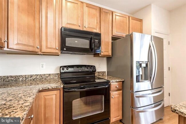 Building Photo - 11843 Skylark Rd