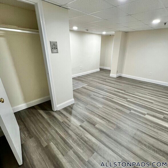 Building Photo - 1160 Commonwealth Ave