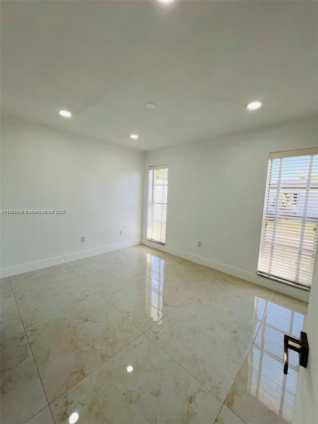 Building Photo - 26045 SW 131st Ct