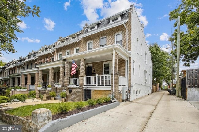 Building Photo - 1407 Shepherd St NW